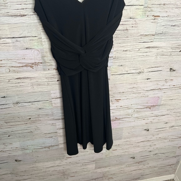 Joseph ribkoff black dress size 4 swing - Picture 7 of 8
